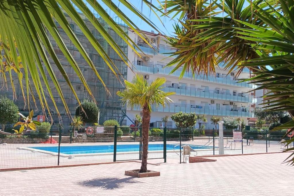 Alegre Apto Con Piscina, A 300M De La Playa. Blanes Zewnętrze zdjęcie